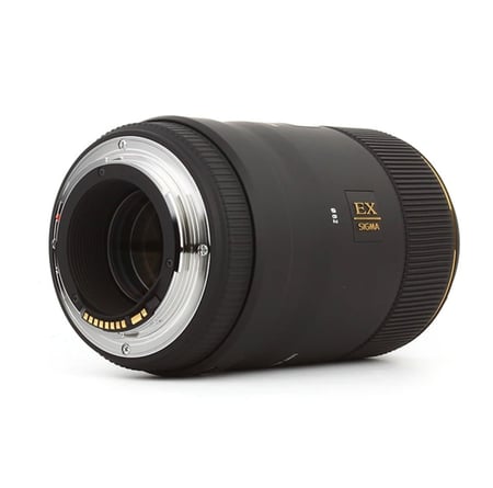 عدسة ماكرو 105mm SIGMA