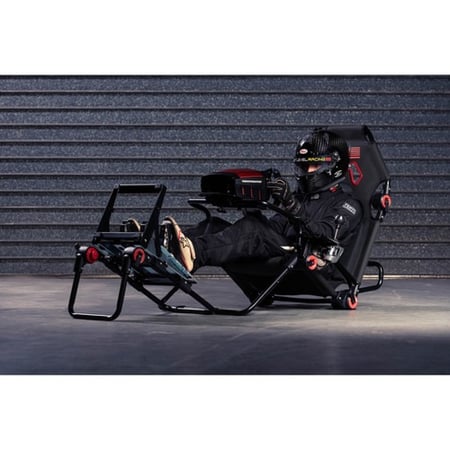 كرسي محاكي قمرة القيادة