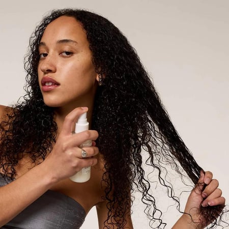 اواي ليف ان بلسم الشعر 25 مل حجم ميني