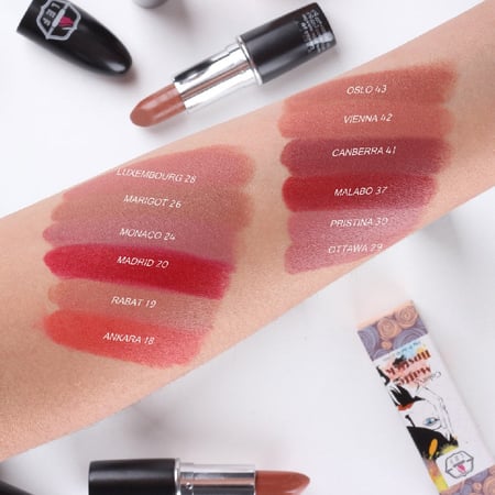 روج ليف مخملي مطفي ثابت مدعم بشمع العسل للاستخدام اليومي - MONACO 24