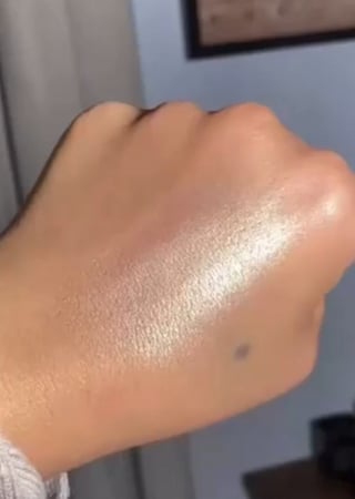 نوره بوعوض ديوي هايلايت اضاءة 7جرام