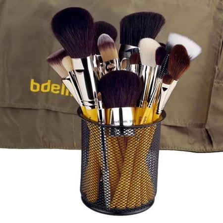 بديليوم مجموعة فرش مكياج 24 قطعة ستديو لاكسري - اب بوش