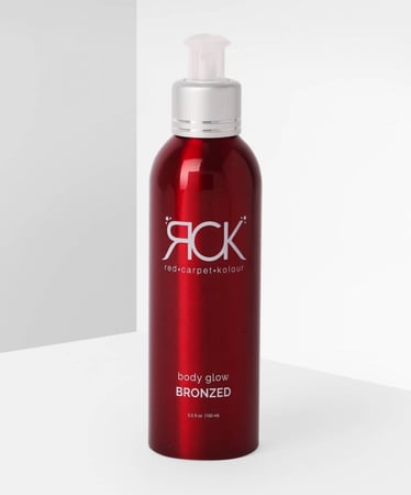 اوفرا ريد كاربت اضاءة سائلة للجسم والسيقان برونزد - 150 مل