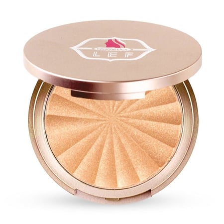 ليف هايلايت للوجه لأضائة المناطق البارزه  05