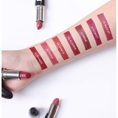 روج ليف مخملي بلون غني مدعم بشمع العسل للاستخدام اليومي ALGERIA 09