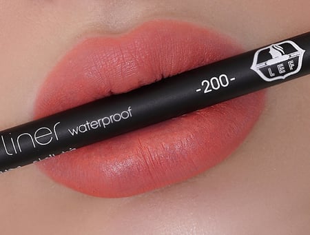 ليف قلم تحديد الشفايف الالماني مطفي تغطيه كامله ثابت لاطول فتره - 200