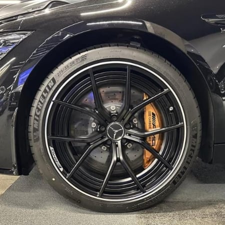 طقم جنوط مرسيدس GT63s