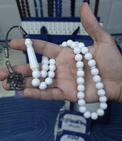 سبحة بكلايت ابيض ملكي طربزونة فضة