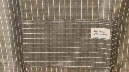 مريلة مطبخ مزخرفة