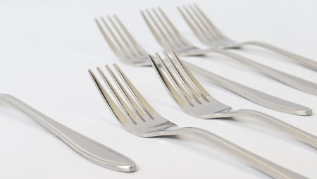 طقم شوك ستانلس ستيل عدد 6 قطع بتصميم عصري