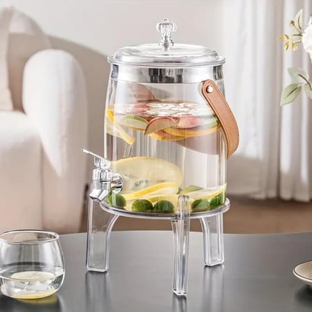 موزع مشروبات 6.8 لتر  اكريلك شفاف بقاعدة وحنفية.