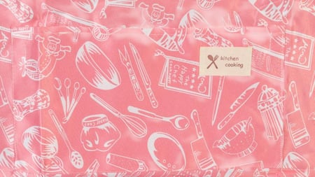 مريلة مطبخ مزخرفة