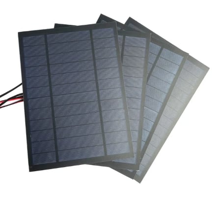 لوح طاقة شمسية