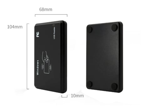 قارئ بطاقات RFID
