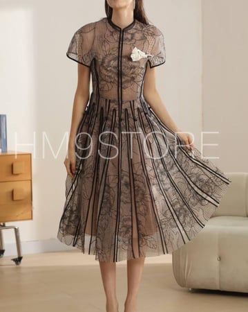 فستان اورقنزا مع دانتيل