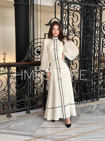 فستان كريب اوف وايت