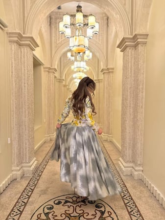 طقم يلو رويال