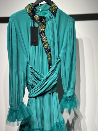 فستان بلاسيه مكسر بكرستال