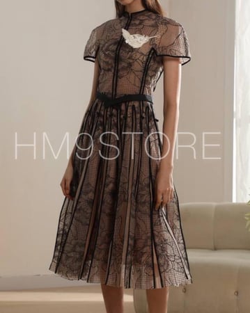 فستان اورقنزا مع دانتيل