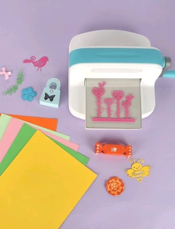 آلة قطع الورق بالقوالب+3 لوح بلاستيك للقطع