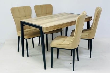 طاوله طعام 4كرسي لون بيج مقاس 80x130