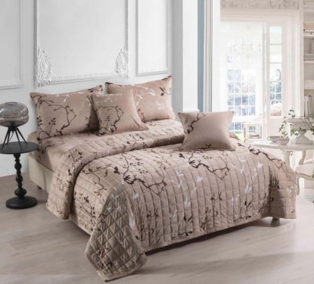 مفرش نفر مخمل مع فرو