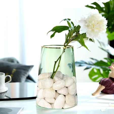 حصى لون أبيض حجم ناعم احجار صخور النهر ديكور طبيعي مصقول متنوع صغير الحجم مناسب لاحواض الاسماك والنباتات والمناظر الطبيعية والبرك وحشوات المزهرية اناء والديكور المنزلي وغيره