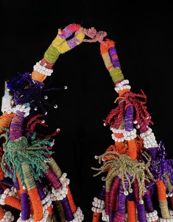 دلّاية تركمانية عتيقة من الخيوط الملونة Vintage Multi-colored Turkmenistan Tassel
