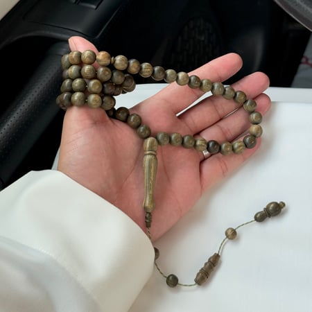 سبحة خشب البلسنك