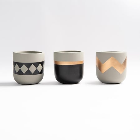 تشكيلة من المراكن الإسمنتية