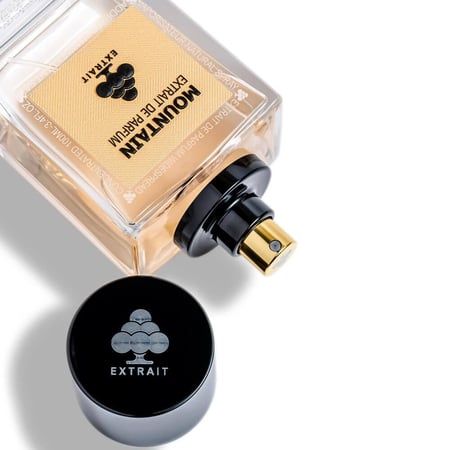 استعد لتسلق قمة حواسك مع كل رشة عطر ماونتن