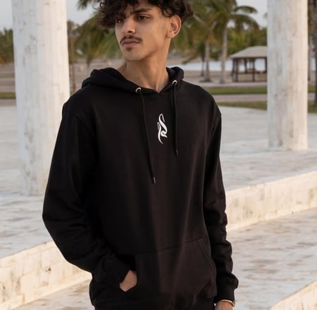 Black hoodie| Lama Boutique