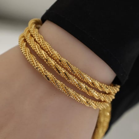 Doric twisted earrings