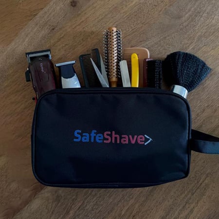 شنطة حلاقة احترافية للرجال بتصميم أنيق وأدوات متكاملة