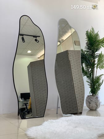 مراية متعرجه استاند 170 سم