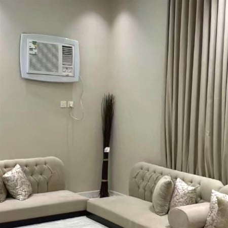 برواز ايطار مكيف شباك جاهز مقاس 18 بلاستيك عالي الجودة لون ابيض 66 × 43 سم