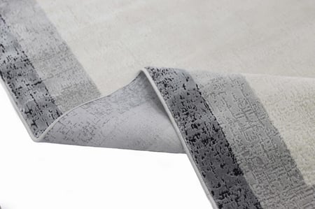 سجاد أطياف كريم - رمادي