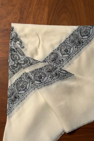 شال الأدهم LT96 كشميري فاخر