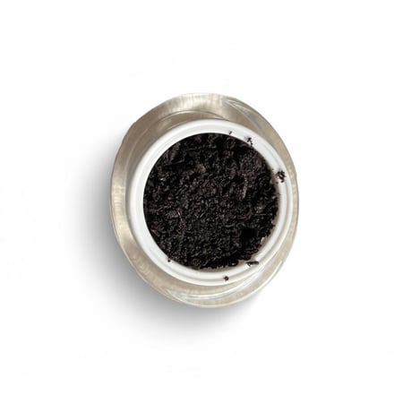 مبثوث عنبر الحوت الفاخر بتصميم أنيق ورائحة ساحرة