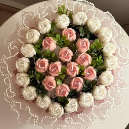 بوكيه شموع التوليب المعطره