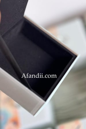 12بوكس اكسسوارات زجاجي