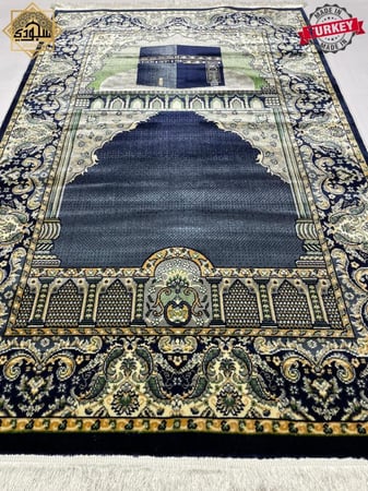 سجادة صلاة حريرية فاخرة بتصميم المسجد النبوي باللون الأزرق والكريمي