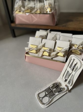 توزيعات بنات