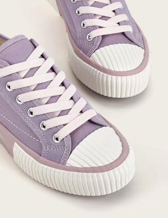 حذاء رياضي أرجواني