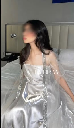 فستان ابيض طويل