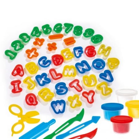 قوالب الحروف الانجليزية مع الصلصال