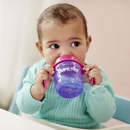 كأس شرب للأطفال