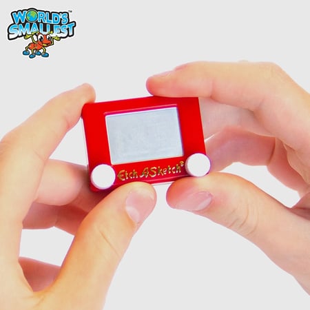 أصغر لعبة رسم بالعالم