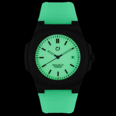 ساعة نون - لومينو