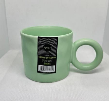 كوب بتصميم مختلف